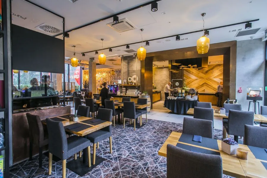 Sztuka gościnności: Najlepsze praktyki dla hoteli i restauracji Hotele i Restauracje