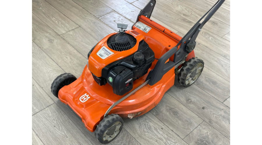 Spalinowa kosiarka Husqvarna 139 cm3